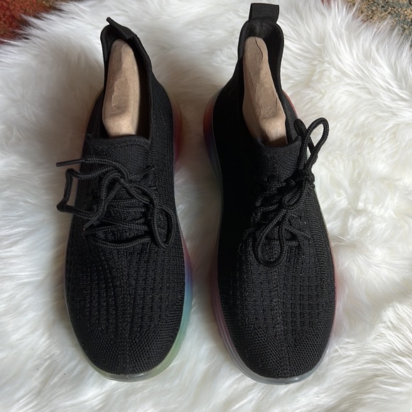 Brand Wanted, like new….worn once, size 7.5…Black - Picture 2 of 5